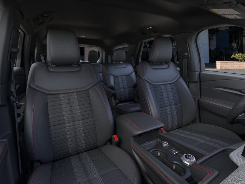 New 2026 Ford Explorer ST-Line w/ ST-Line Street Pack image 10