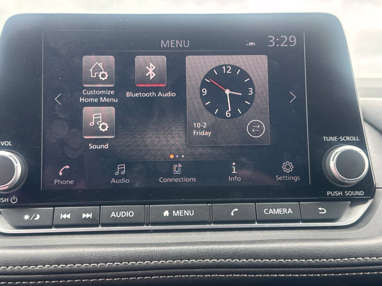 Certified 2025 Nissan Rogue SV FWD image 42