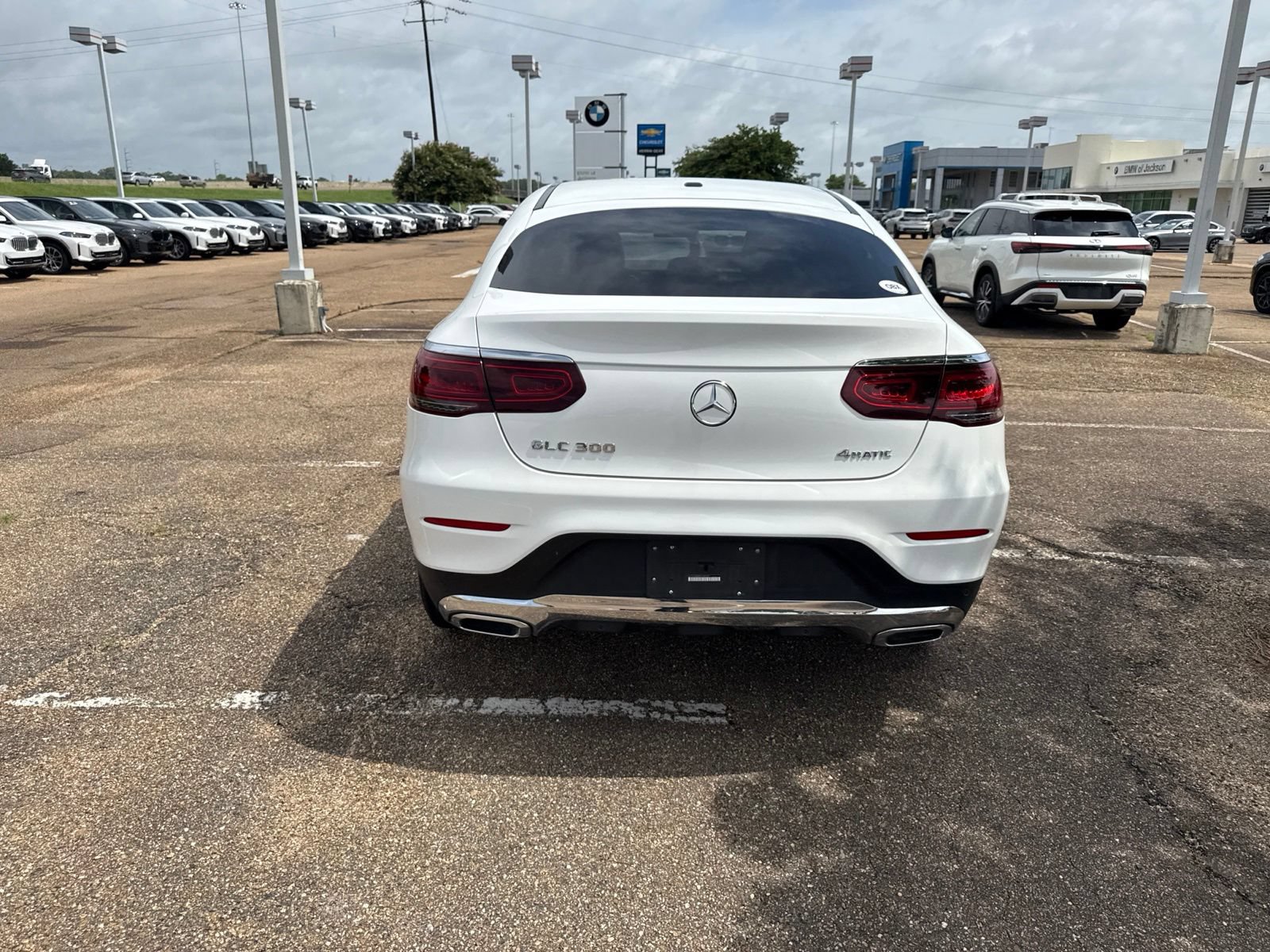 Used 2023 Mercedes-Benz GLC 300 4MATIC Coupe image 6