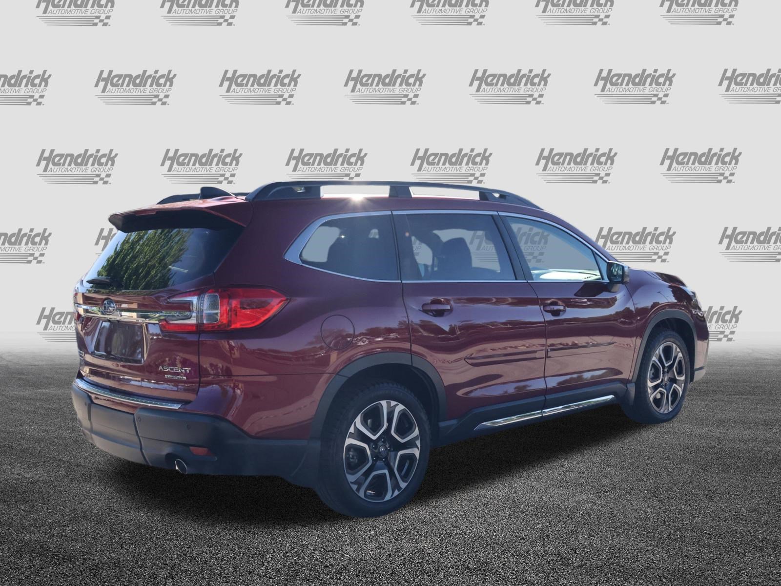 Used 2023 Subaru Ascent Limited w/ Technology Package image 9