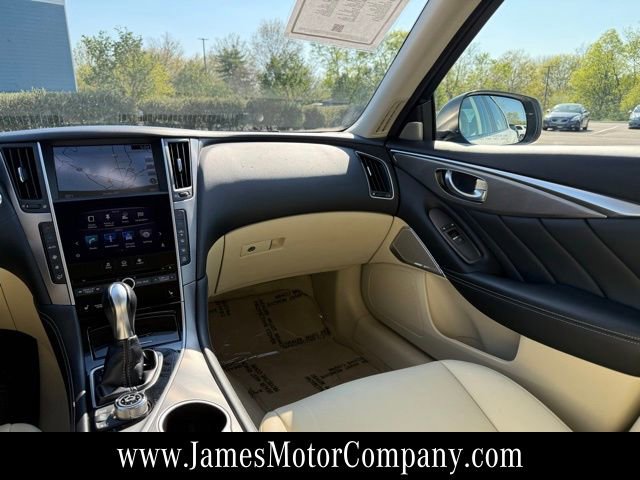 Used 2017 INFINITI Q50 3.0t Premium w/ 3.0T Premium Plus Package AWD/4WD image 15