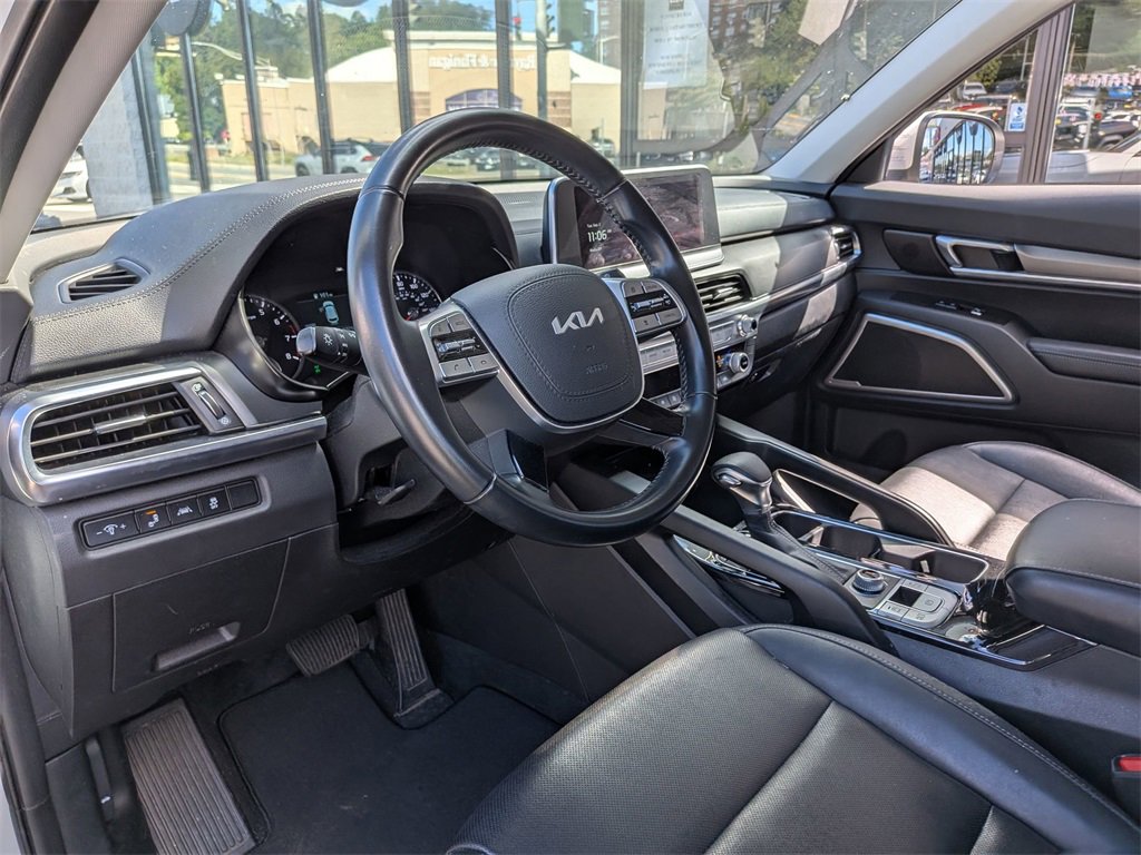 Certified 2022 Kia Telluride LX image 14
