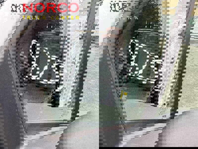 Used 2021 Ford Transit Connect XLT image 31