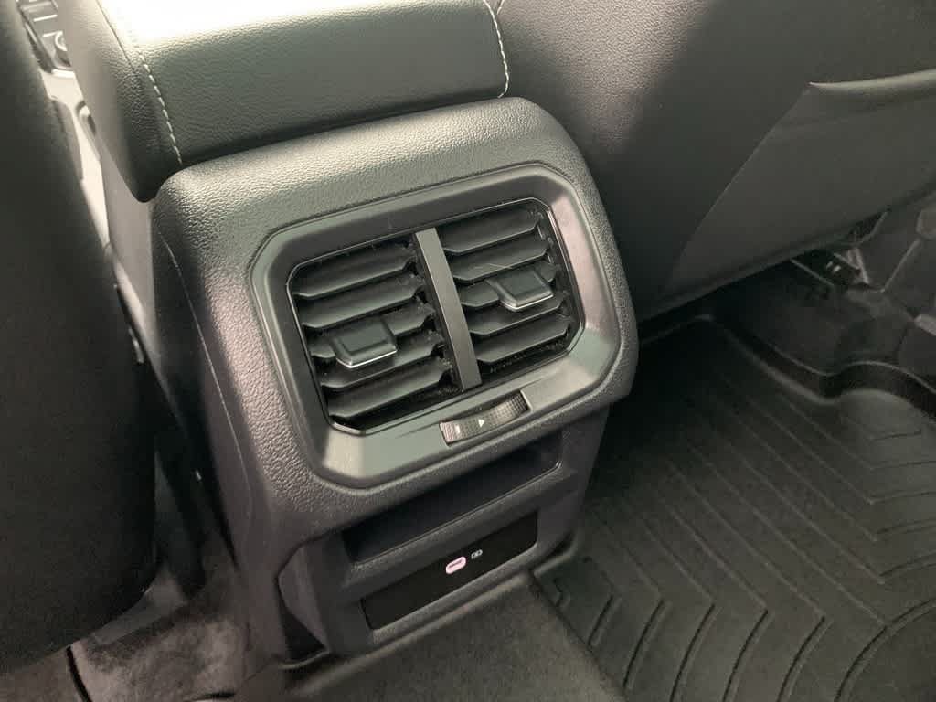 Used 2023 Volkswagen Taos SEL AWD/4WD image 23