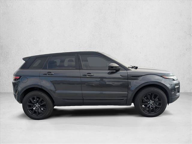 Used 2019 Land Rover Range Rover Evoque SE Premium AWD/4WD image 4