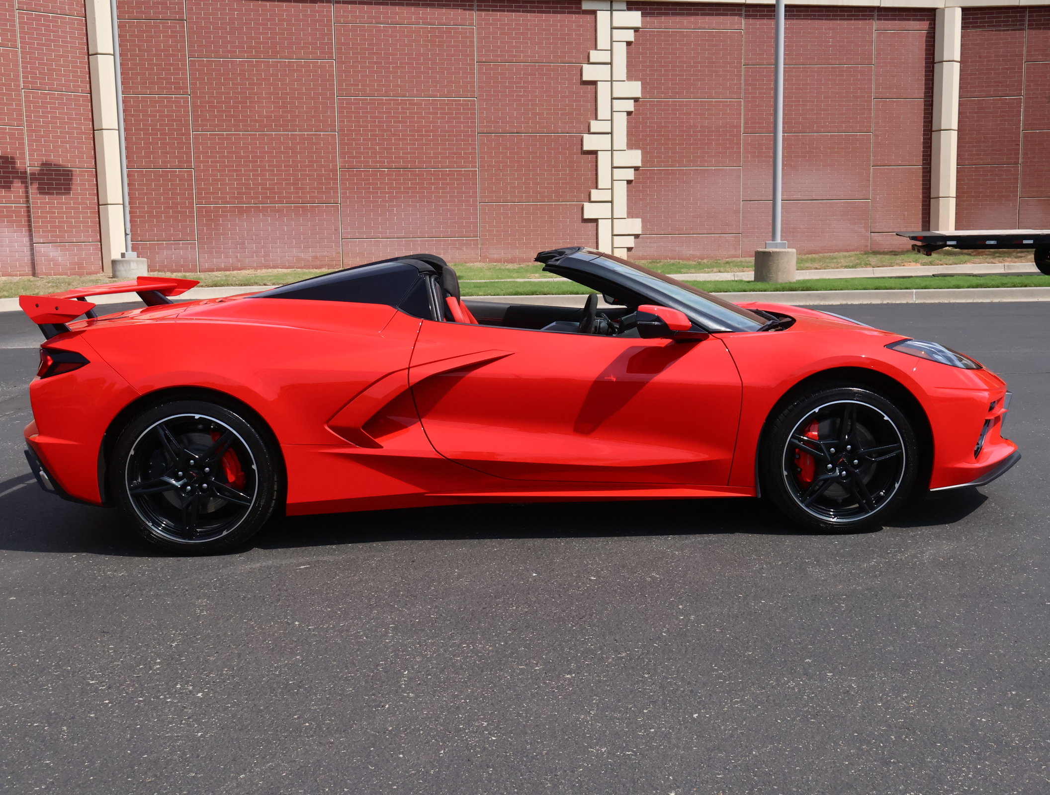 Used 2023 Chevrolet Corvette Stingray Premium Conv w/ Z51 Performance Package image 42