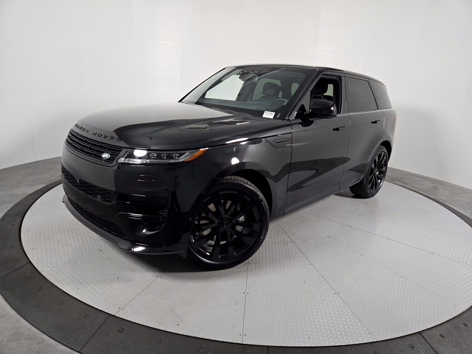 New 2027 Land Rover Range Rover Sport Dynamic SE