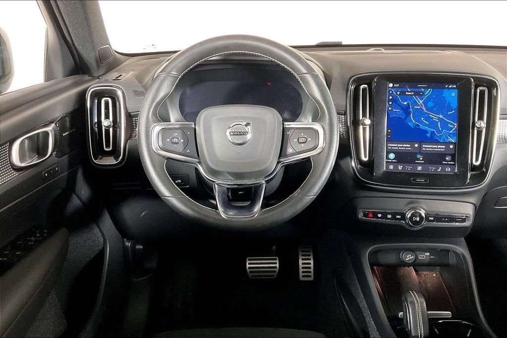 Used 2021 Volvo XC40 P8 Recharge image 4