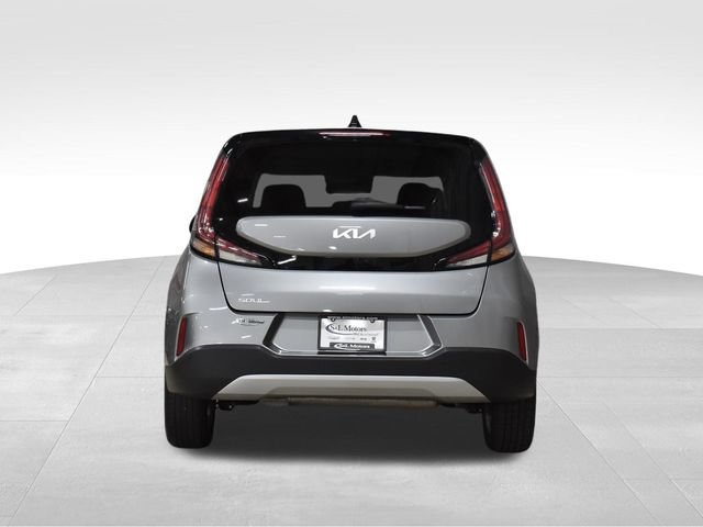 Used 2025 Kia Soul LX w/ LX Technology Package FWD image 9