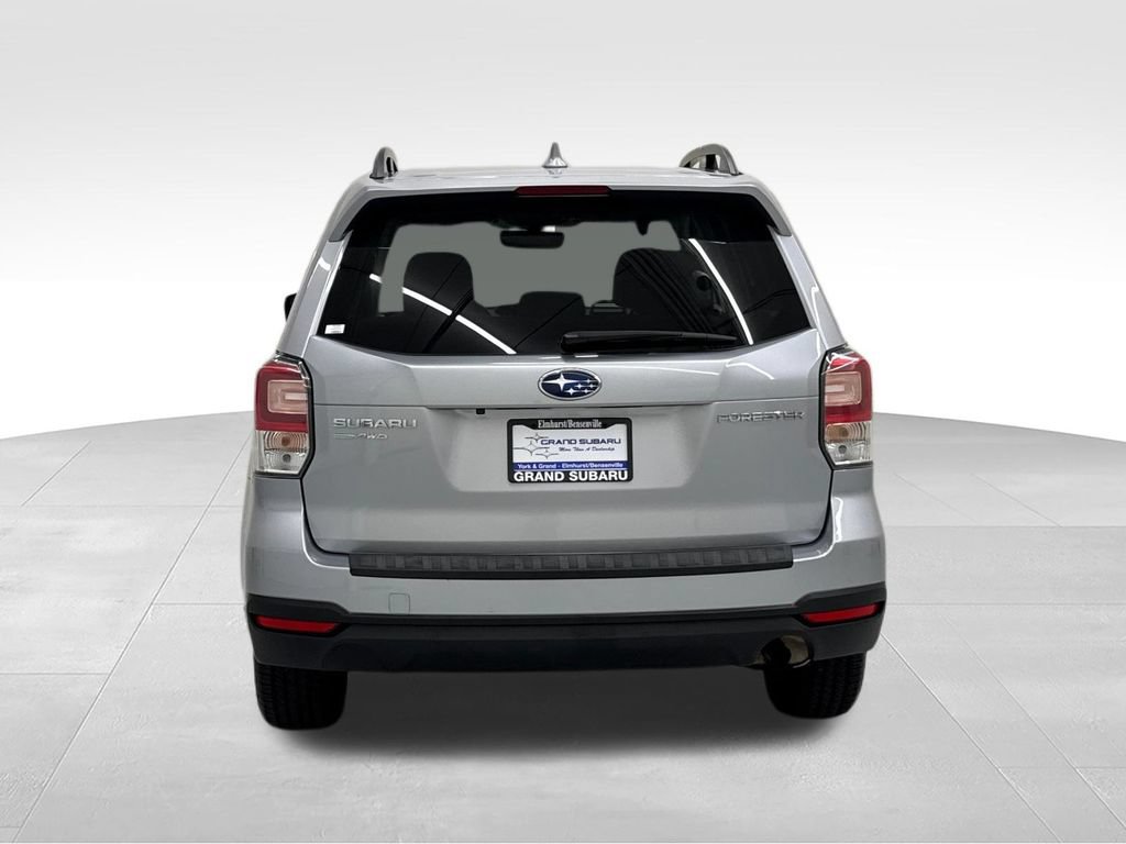 Used 2018 Subaru Forester 2.5i Premium w/ All-Weather Package AWD/4WD image 5