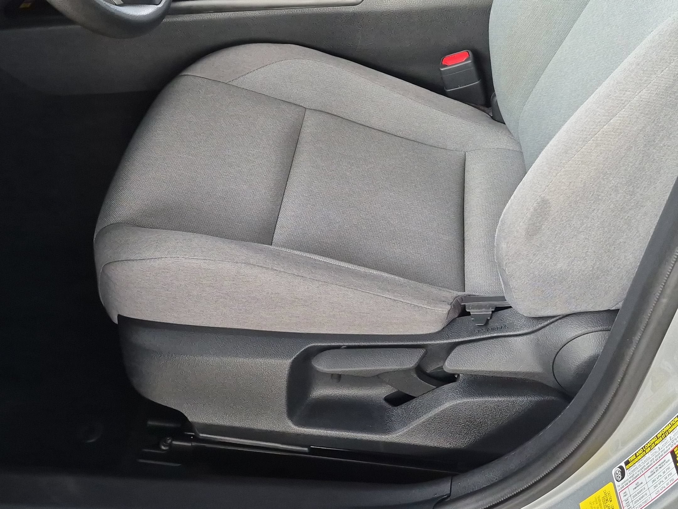 Used 2025 Toyota Camry LE FWD image 14