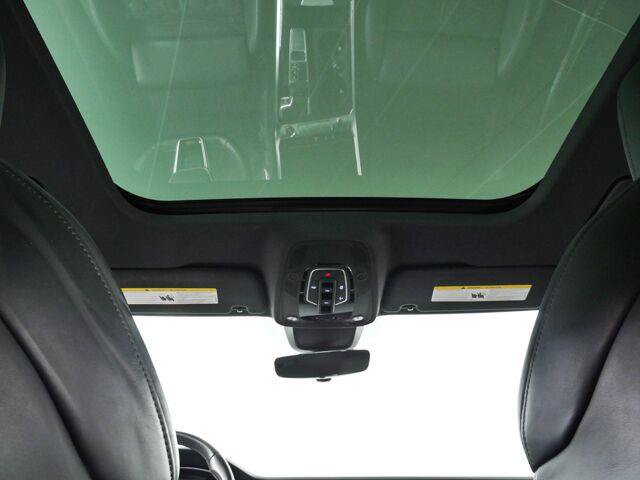Used 2022 Audi RS 6 AWD/4WD image 21