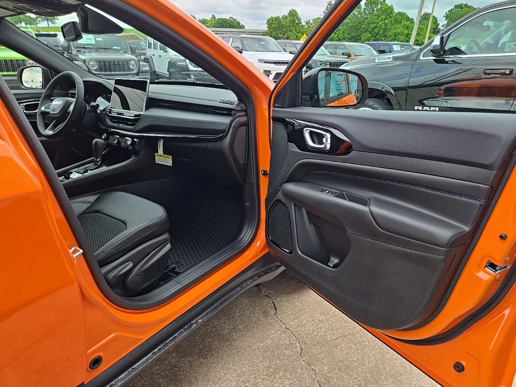 New 2026 Jeep Compass Latitude AWD/4WD image 66