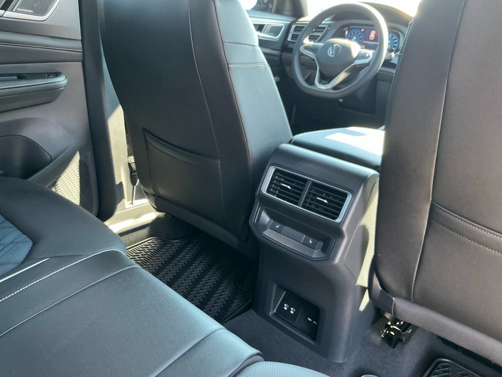 New 2026 Volkswagen Atlas Cross Sport SEL Premium R-Line AWD/4WD image 20