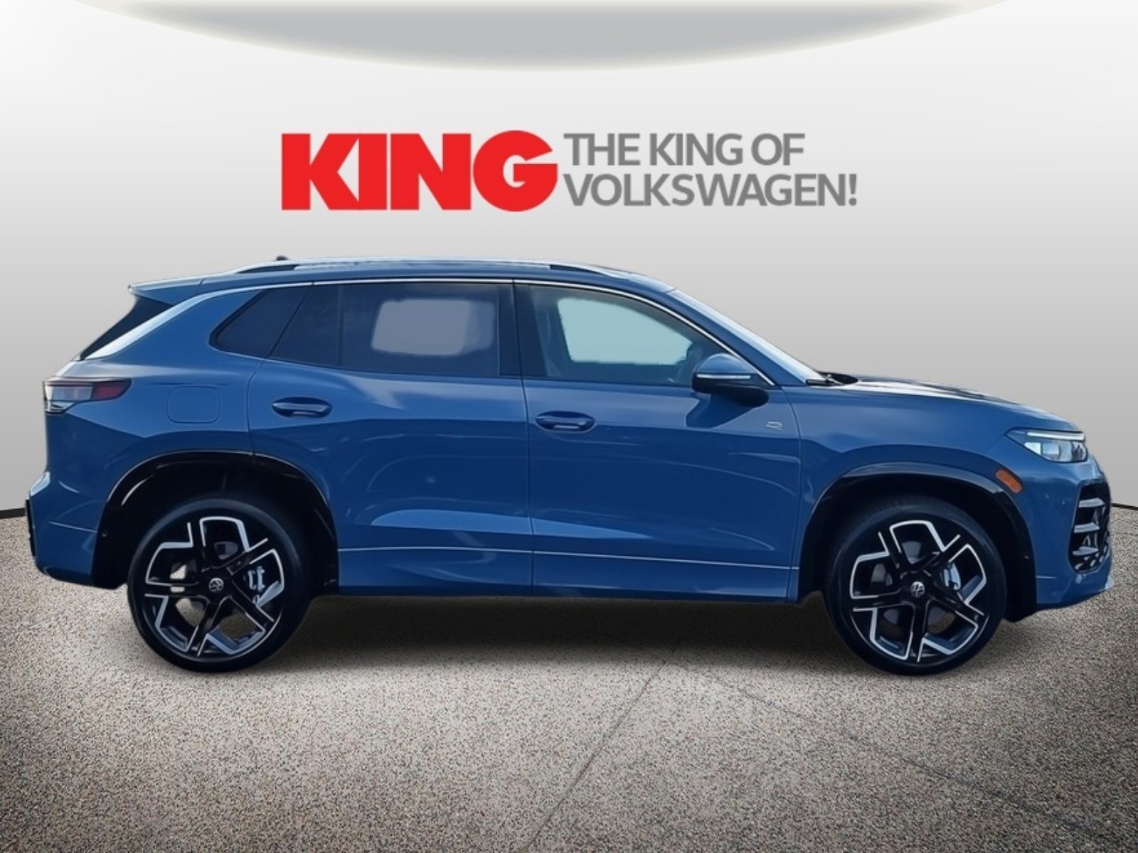 New 2026 Volkswagen Tiguan SEL R-Line video 2