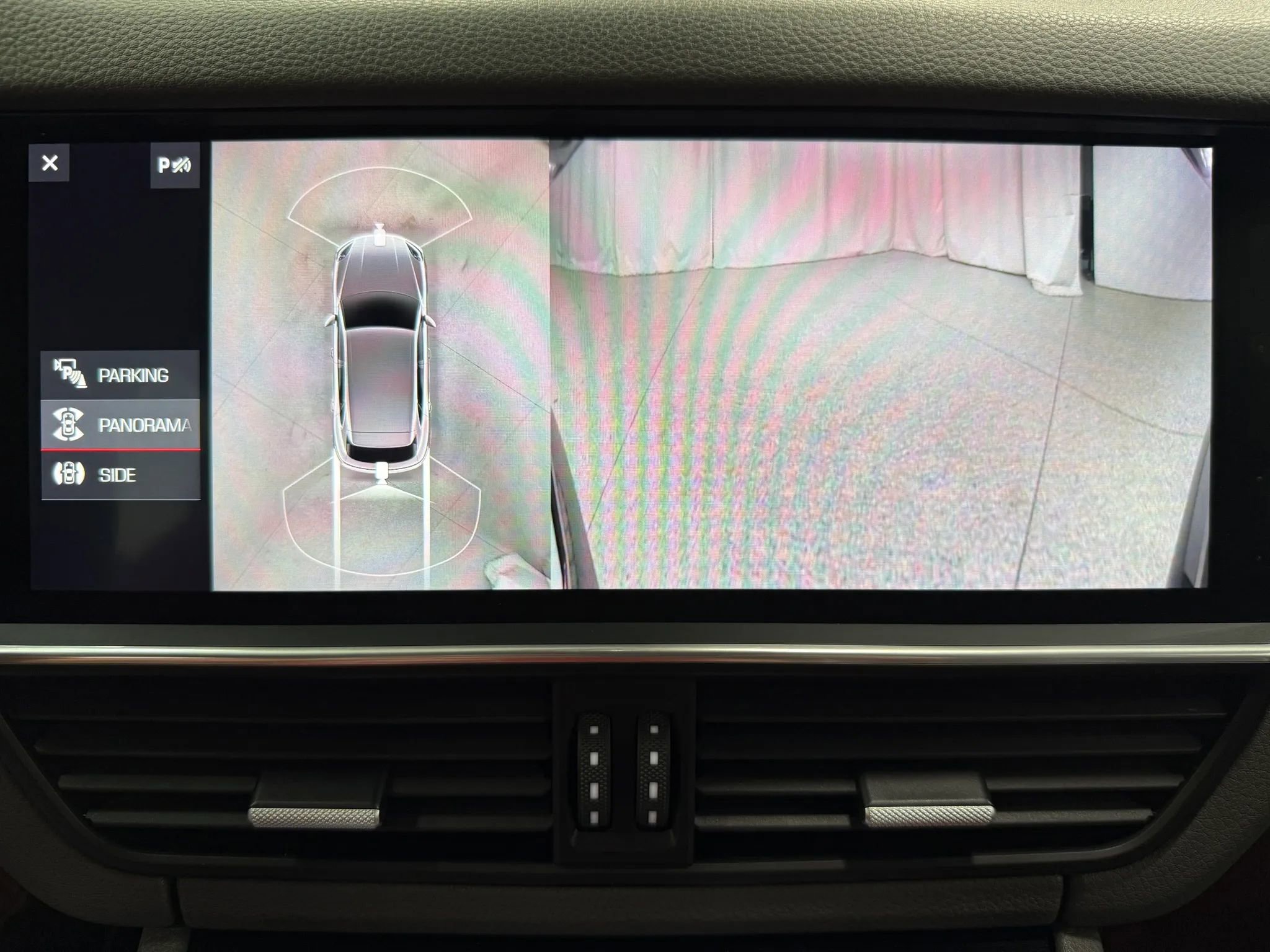 Used 2020 Porsche Cayenne AWD/4WD image 25