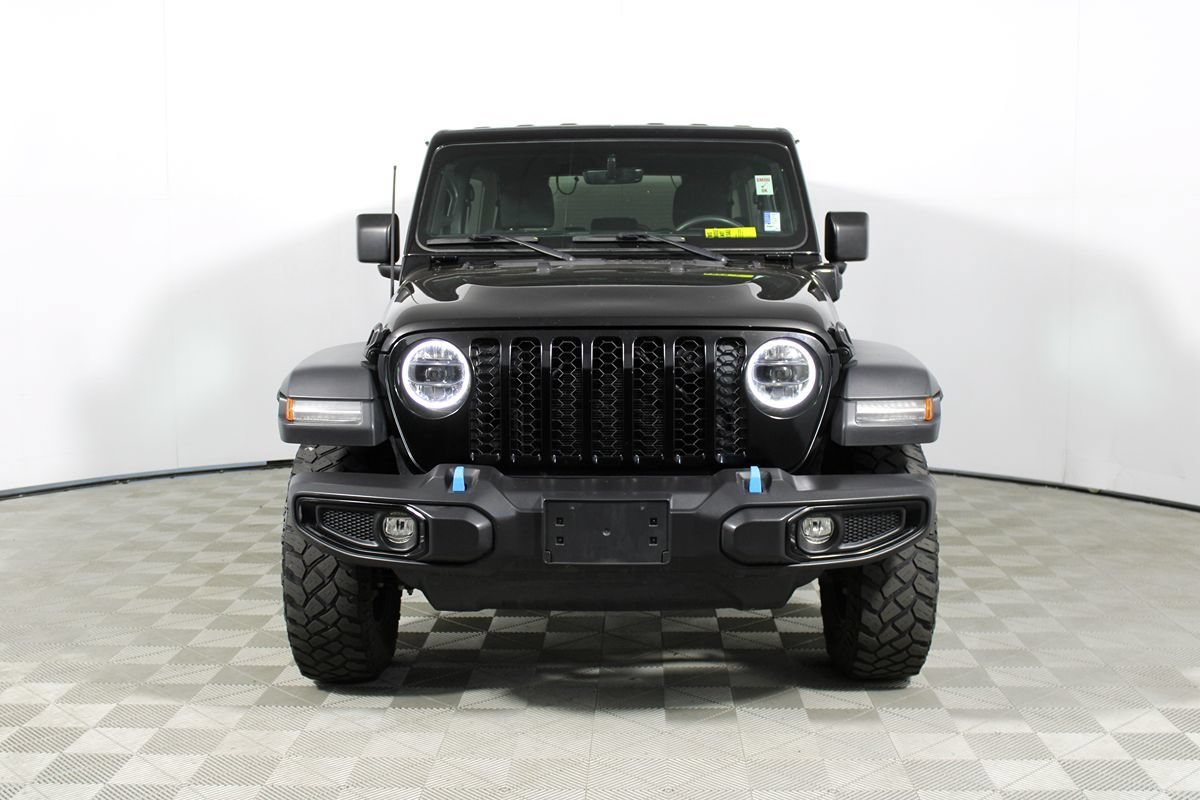 Used 2023 Jeep Wrangler Unlimited w/ Cold Weather Group AWD/4WD image 29