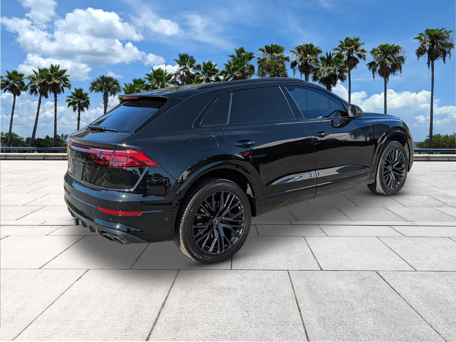 Used 2024 Audi SQ8 Prestige image 8