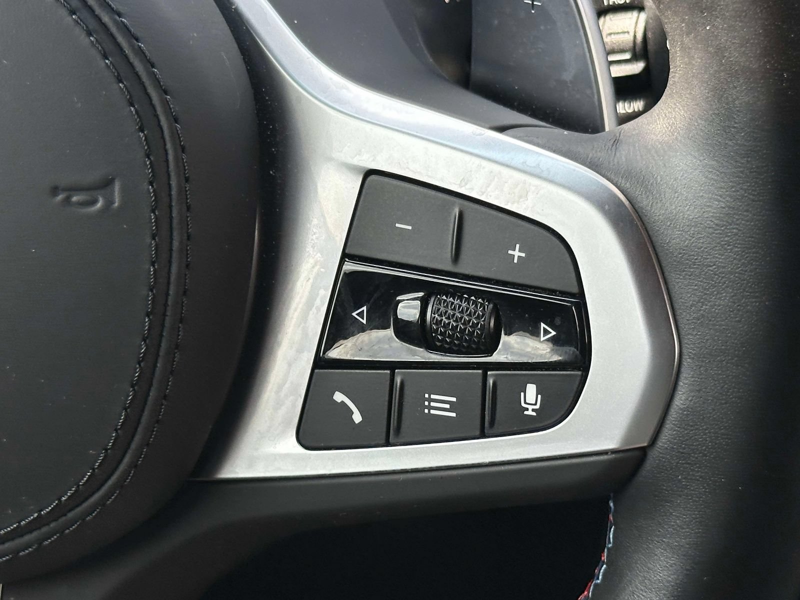 Used 2023 BMW X4 M40i w/ Premium Package AWD/4WD image 23