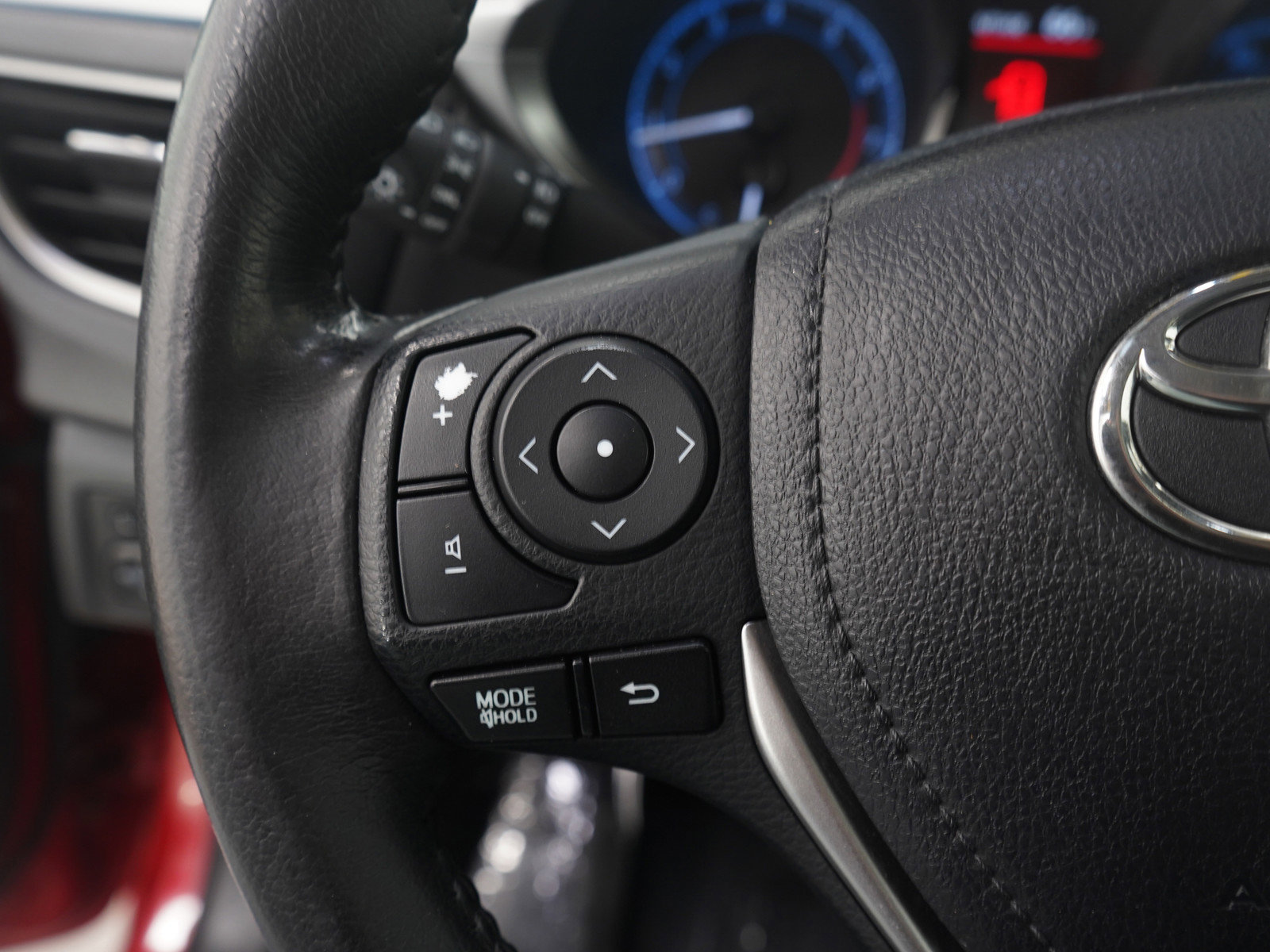 Used 2015 Toyota Corolla S image 24