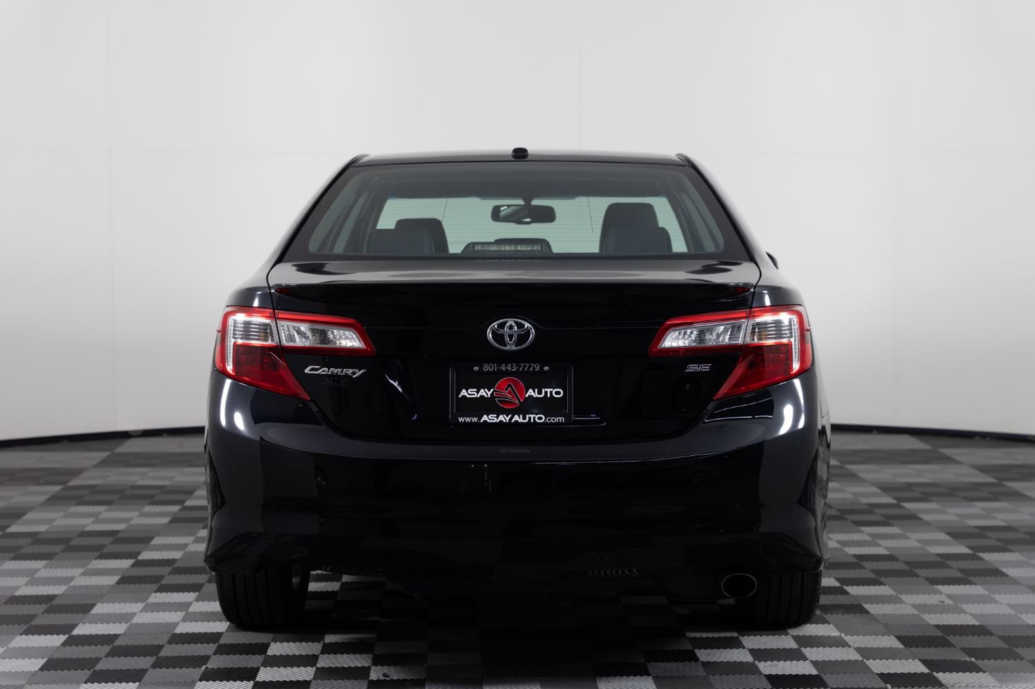 Used 2013 Toyota Camry SE w/ Convenience Pkg FWD image 6