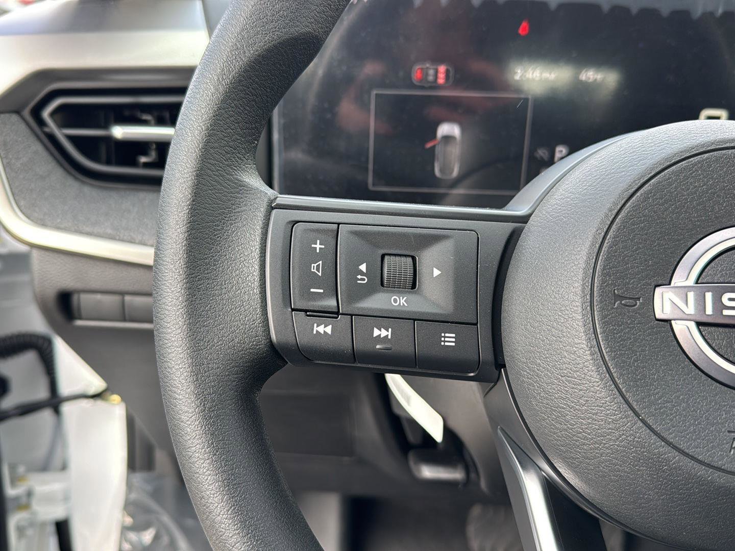 New 2026 Nissan Kicks S image 18