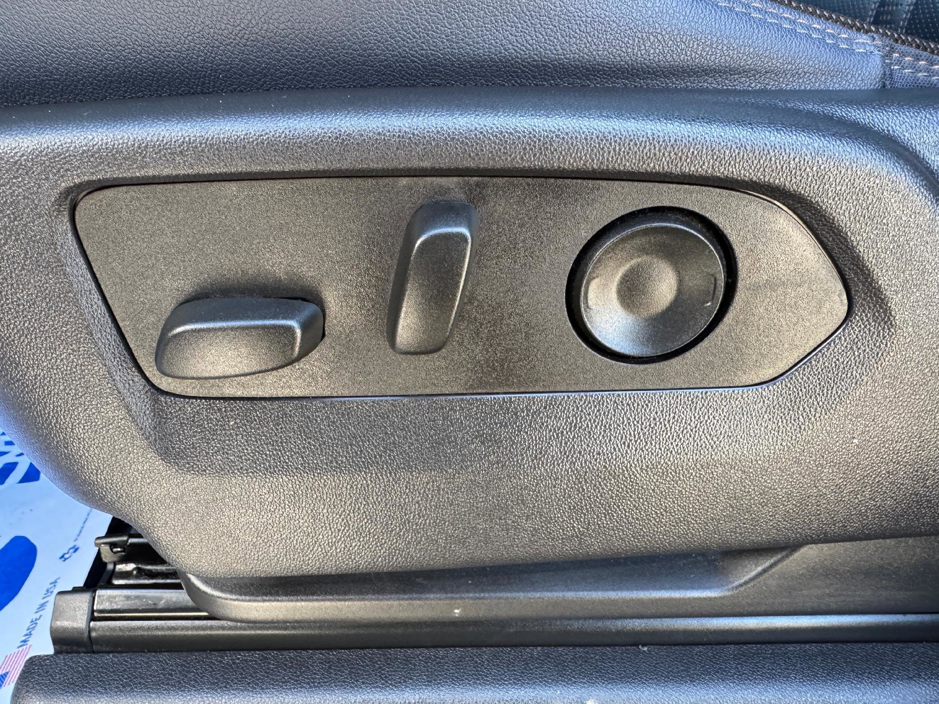 Certified 2023 Chevrolet Silverado 1500 High Country w/ High Country Premium Package image 29