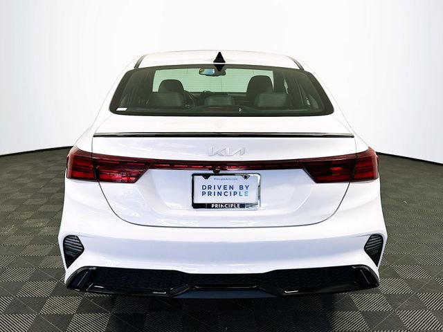 Used 2024 Kia Forte GT-Line w/ GT-Line Premium Package image 7