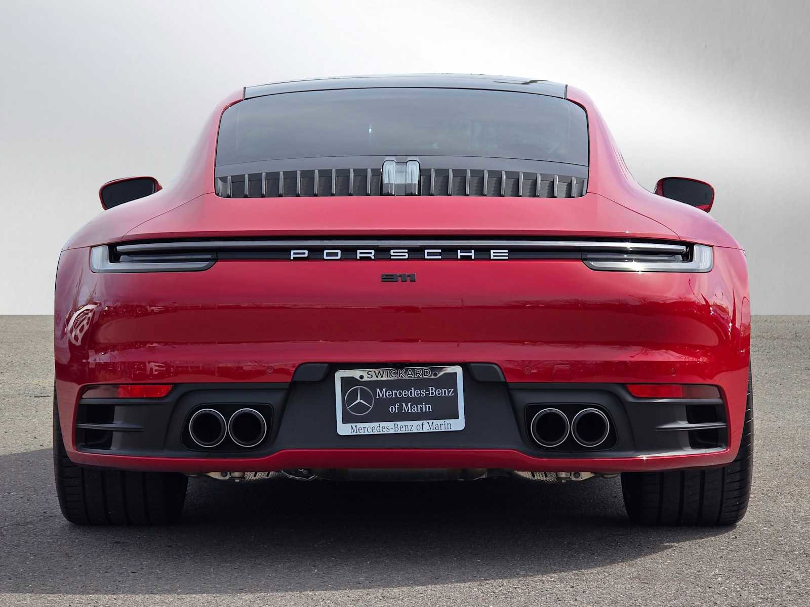 Used 2024 Porsche 911 Carrera image 4