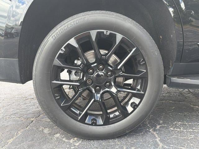 Used 2022 GMC Yukon Denali AWD/4WD image 17