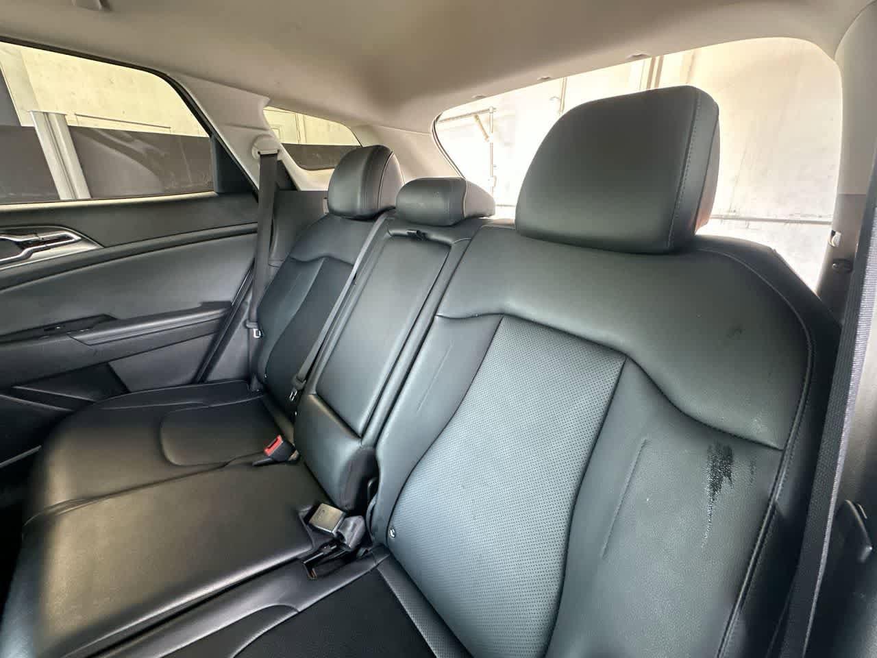 Used 2023 Kia Sportage EX FWD image 22