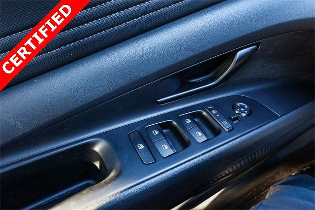 Certified 2025 Hyundai Elantra SEL image 23