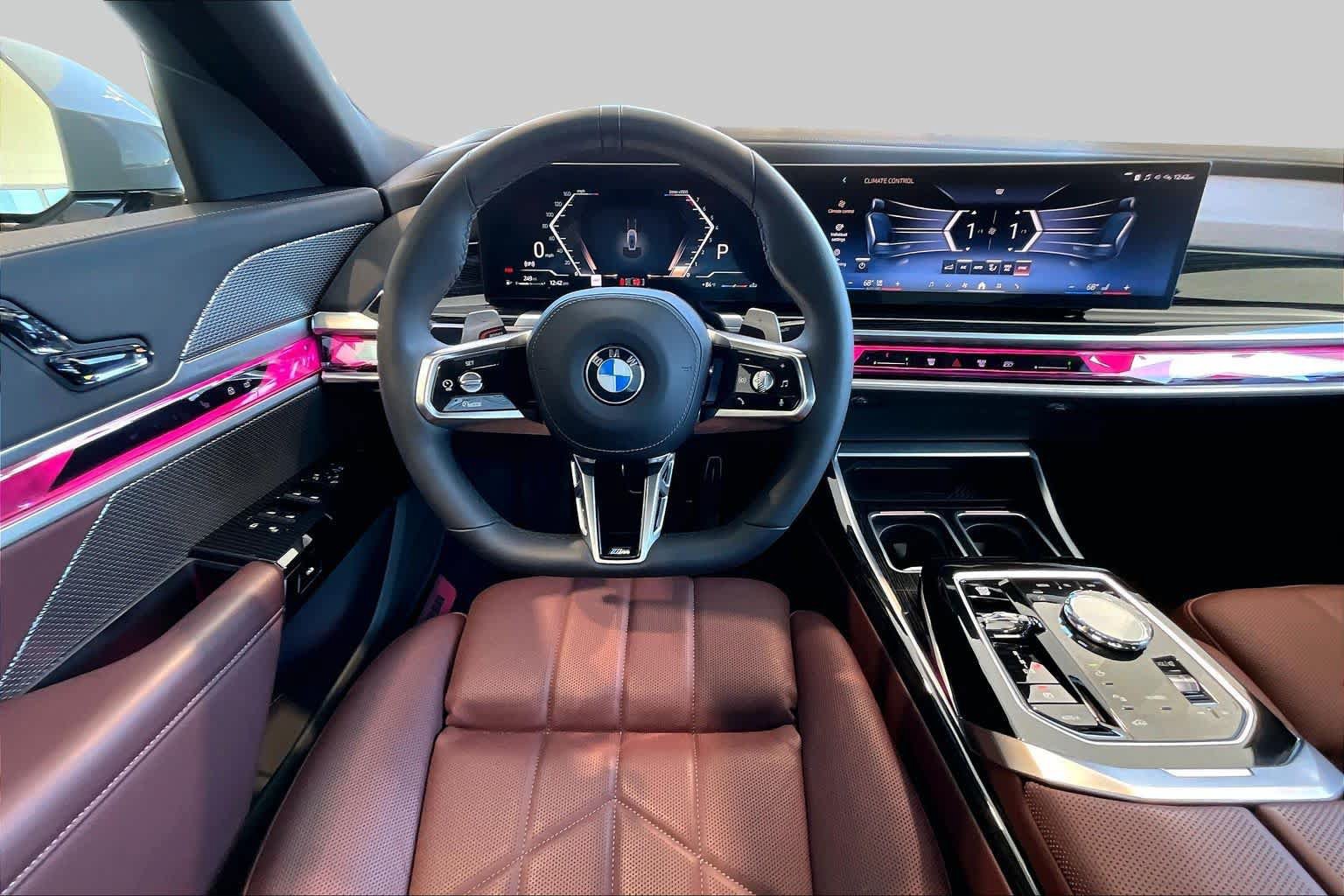 Used 2026 BMW 740i RWD image 5
