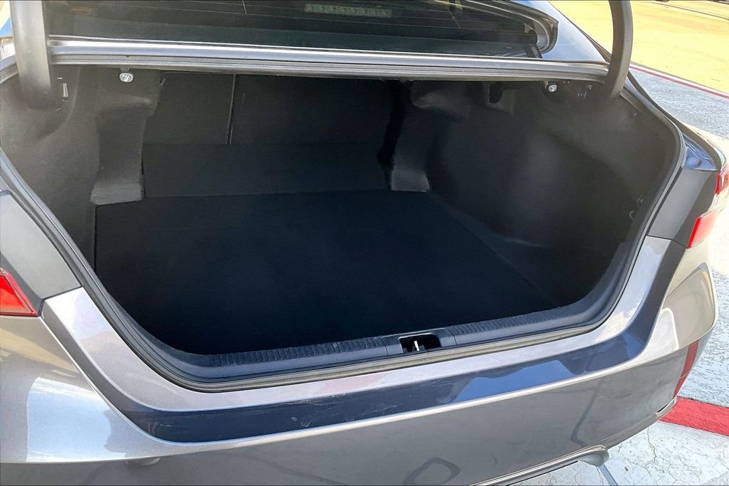 Certified 2022 Toyota Camry SE w/ Convenience Package image 23