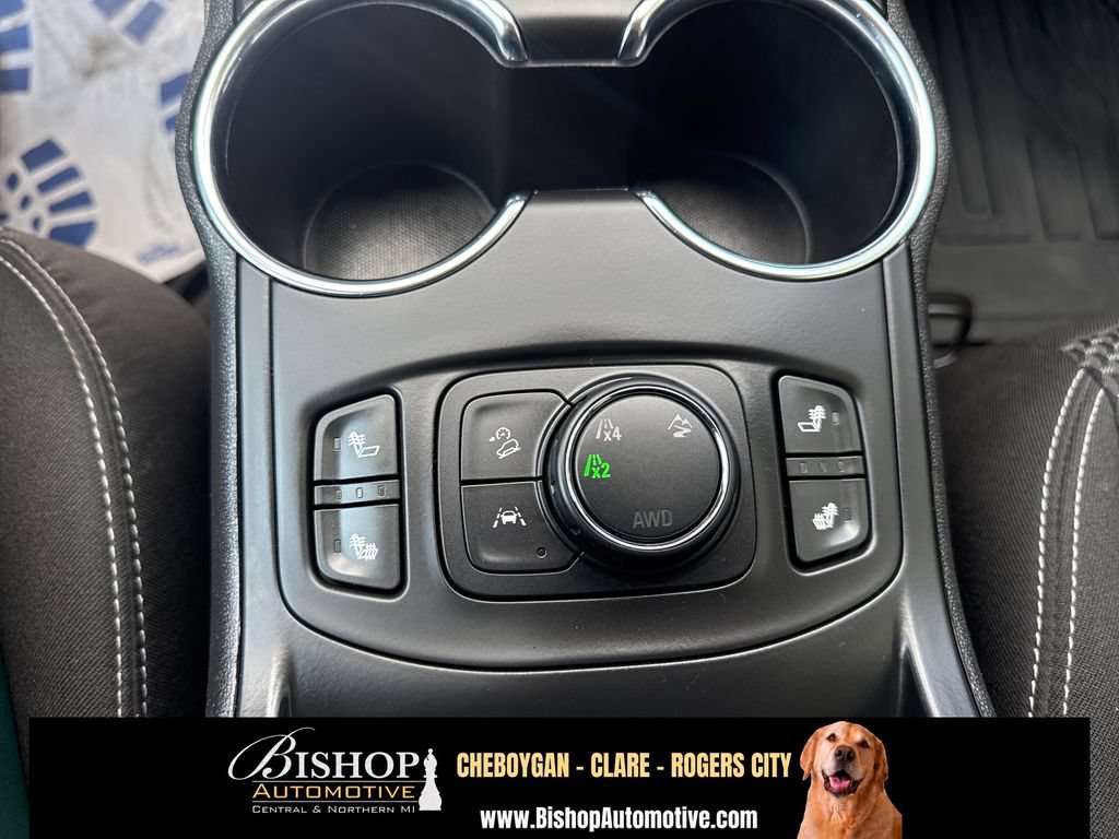 Used 2023 GMC Terrain SLE w/ Driver Convenience Package AWD/4WD image 7