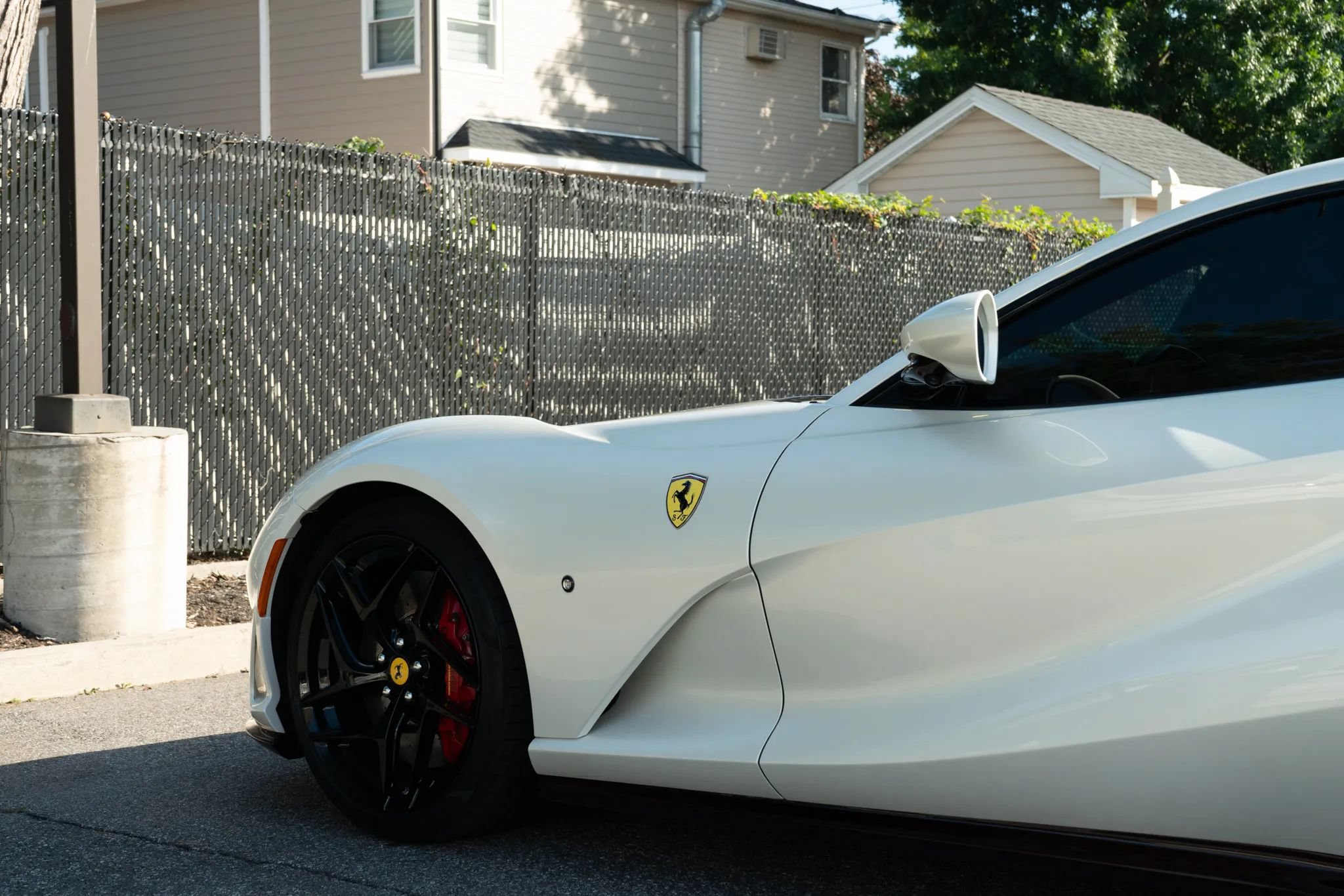 Used 2020 Ferrari 812 Superfast RWD image 35