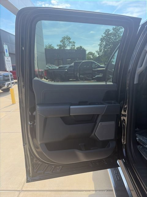 New 2026 Ford F350 Lariat w/ Chrome Package AWD/4WD image 23