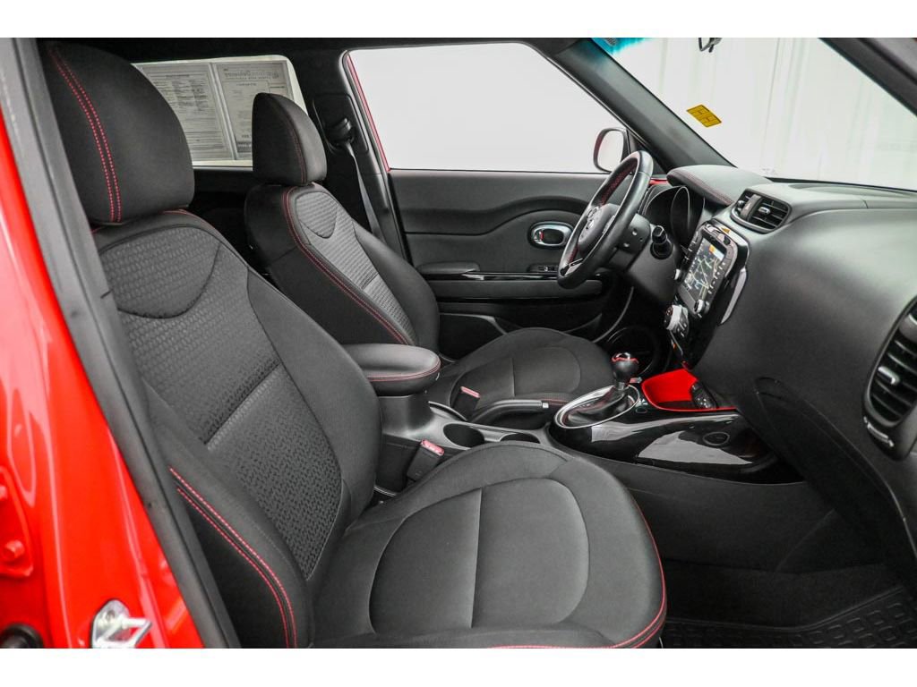Used 2019 Kia Soul + image 15