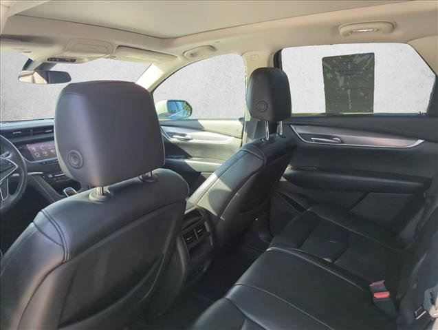 Used 2017 Cadillac XT5 Luxury w/ LPO, Wheel Lock Package FWD image 18