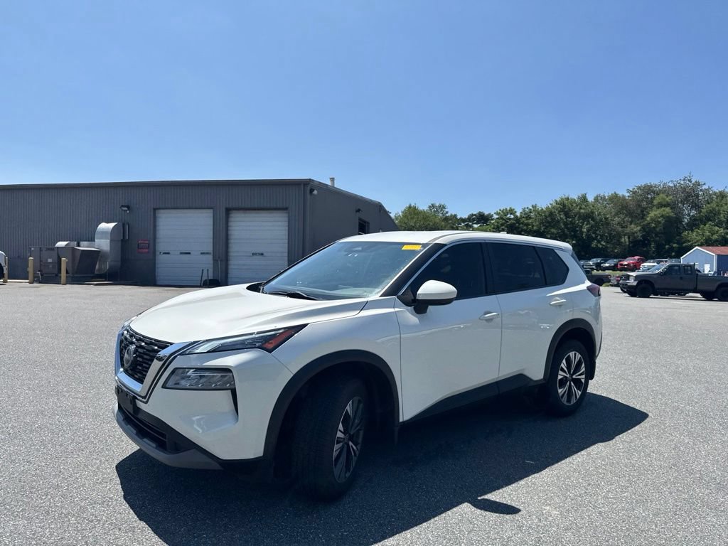 Used 2023 Nissan Rogue SV AWD/4WD image 3