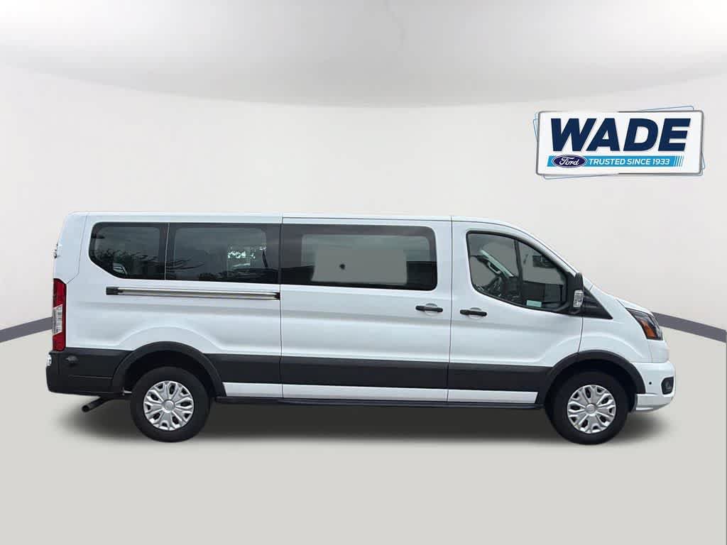 Used 2024 Ford Transit 350 XLT RWD image 4