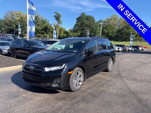 Used 2026 Honda Odyssey Touring image 3
