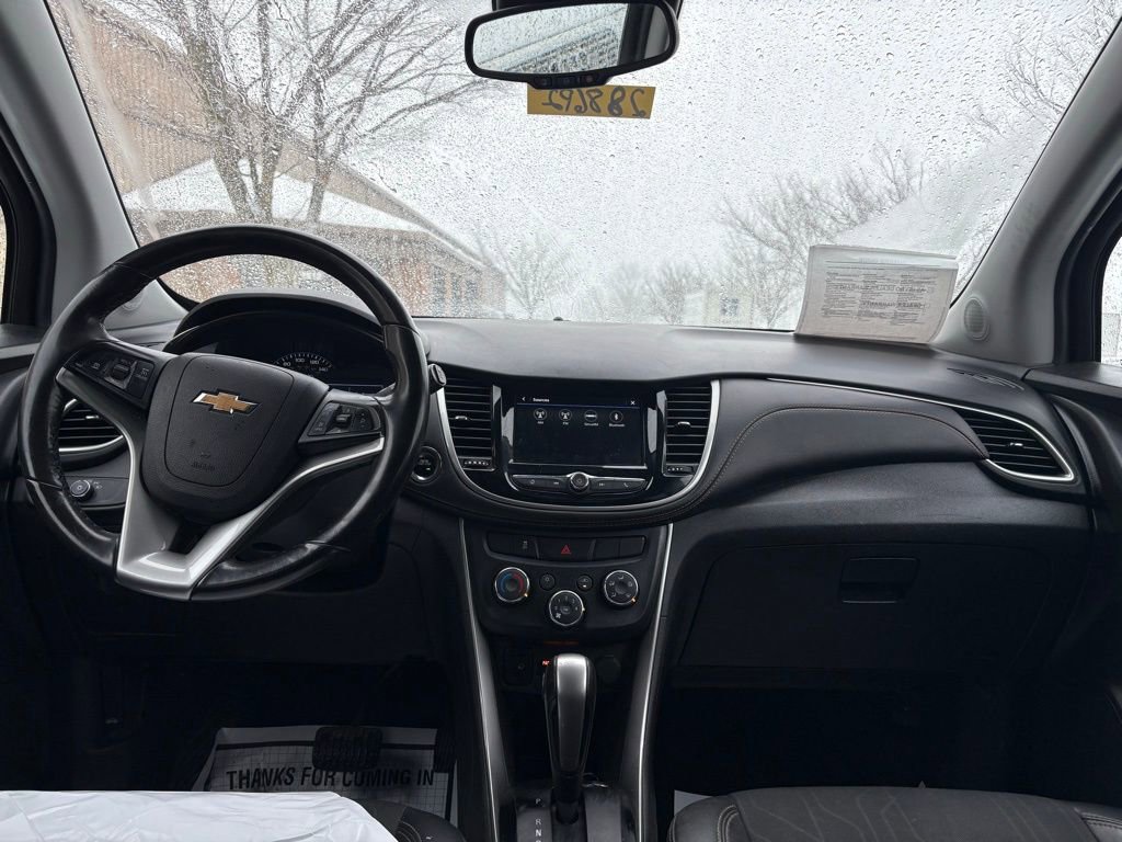 Used 2019 Chevrolet Trax LT w/ LT Convenience Package FWD image 17