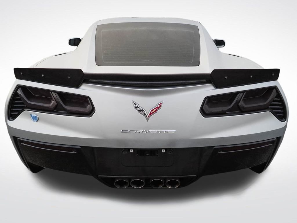 Used 2018 Chevrolet Corvette Stingray Coupe image 6