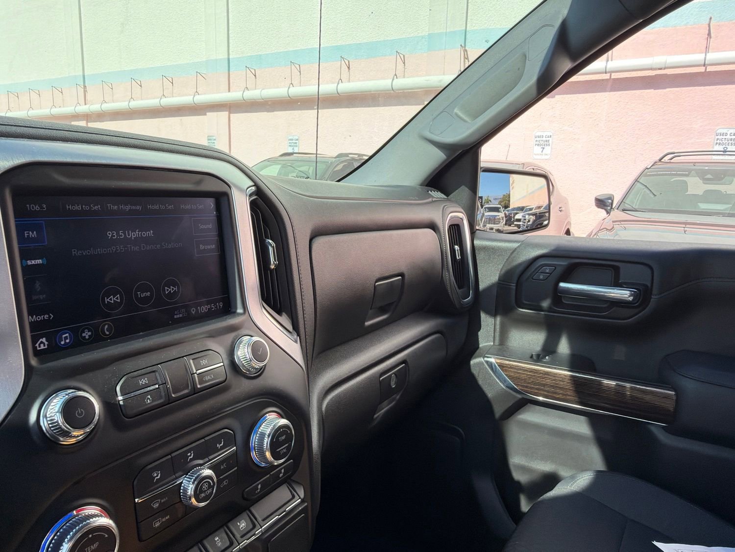 Used 2022 GMC Sierra 1500 Elevation RWD image 31