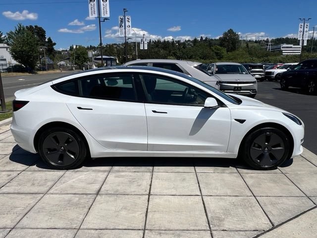 Used 2021 Tesla Model 3 Standard Range Plus RWD image 6