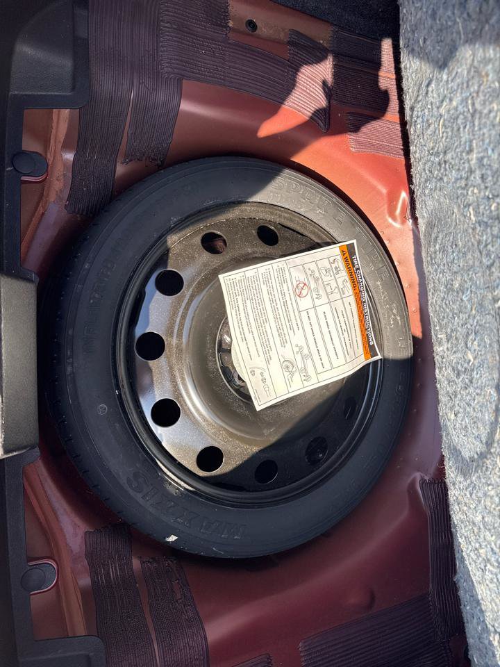 Used 2010 Mercury Milan Premier image 20