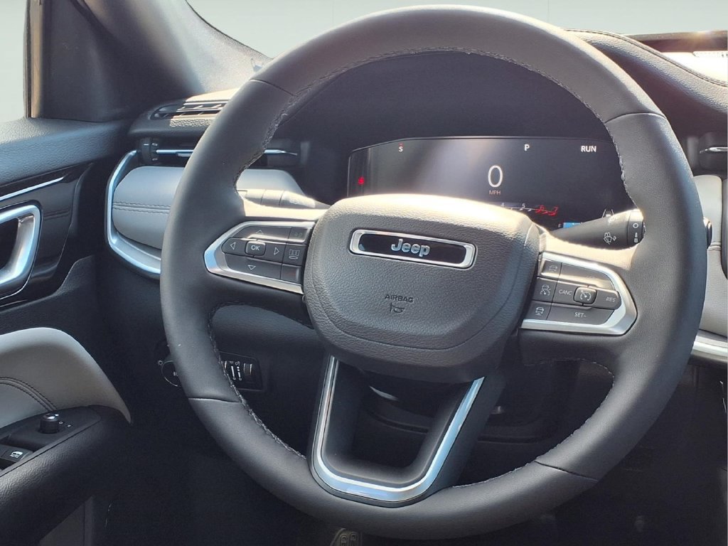 New 2026 Jeep Compass Limited AWD/4WD image 9