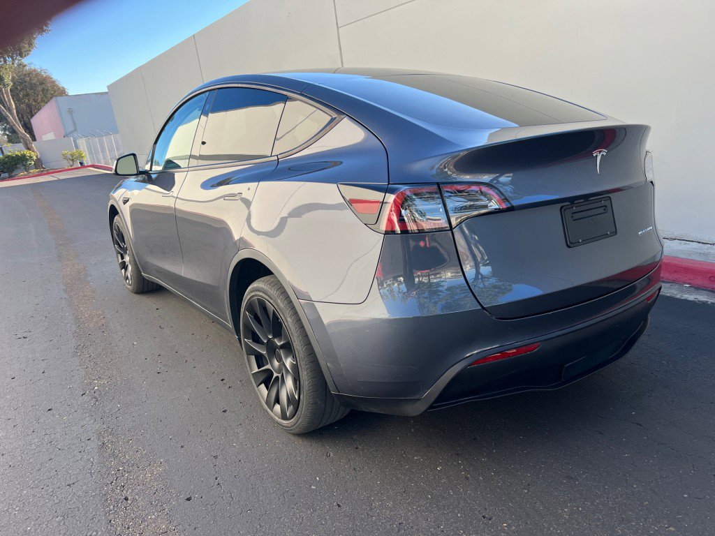 Used 2023 Tesla Model Y Long Range image 4