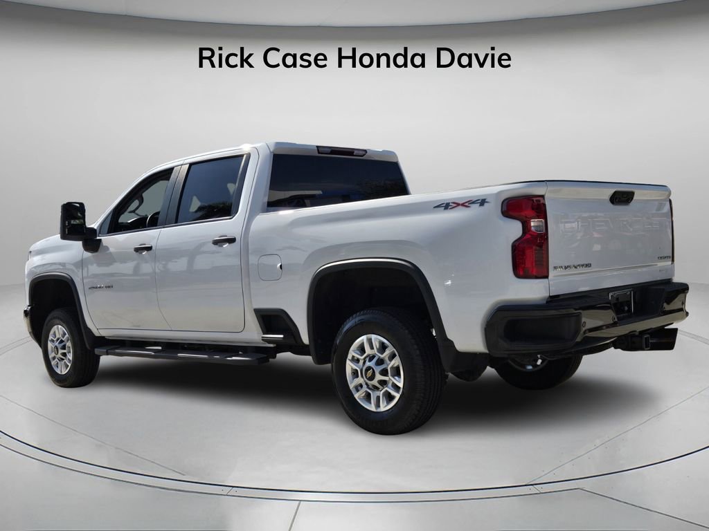 Used 2024 Chevrolet Silverado 2500 Custom w/ Custom Value Package image 7